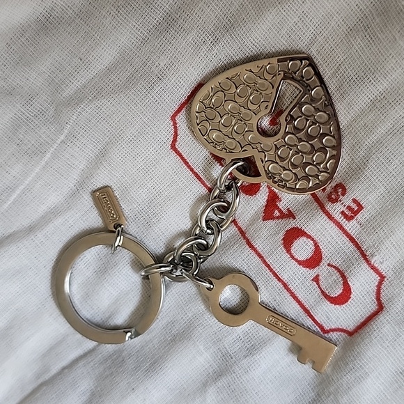 COACH split ring key ring - Picture 10 of 12